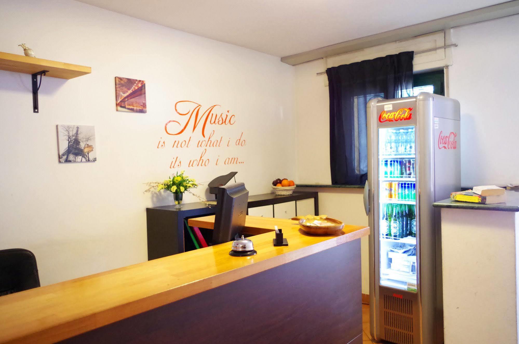 音乐b＆B住宿加早餐酒店 米兰 外观 照片